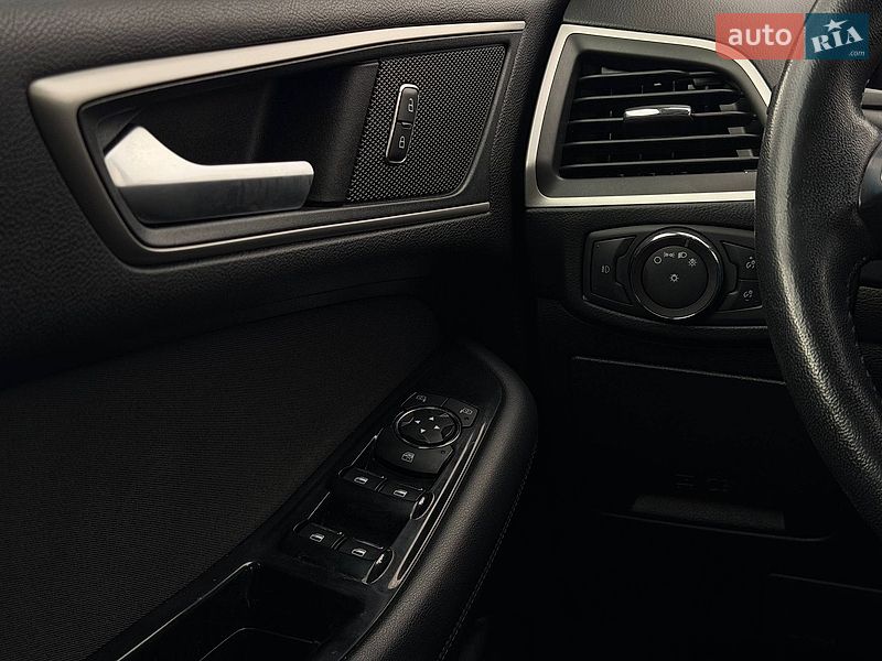 Позашляховик / Кросовер Ford Edge 2019 в Луцьку
