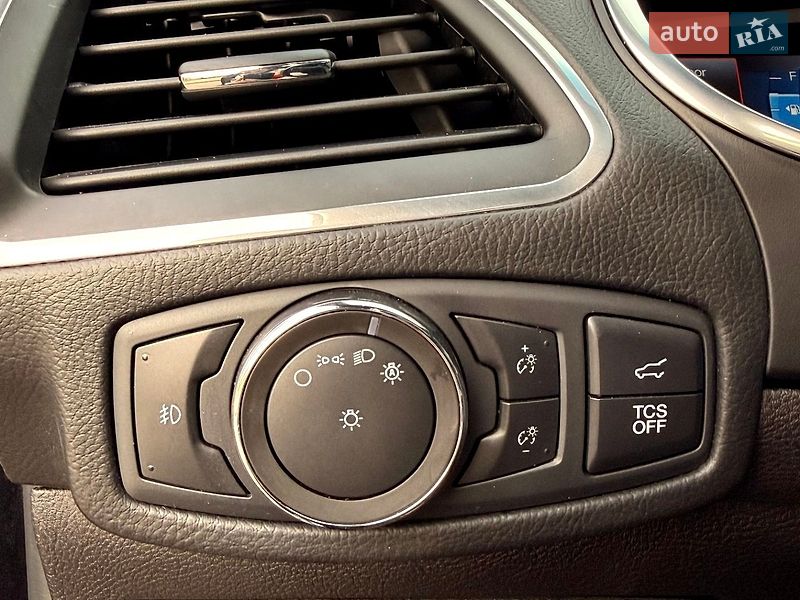 Внедорожник / Кроссовер Ford Edge 2020 в Сумах