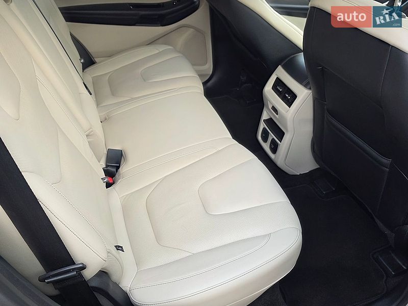 Внедорожник / Кроссовер Ford Edge 2018 в Запорожье