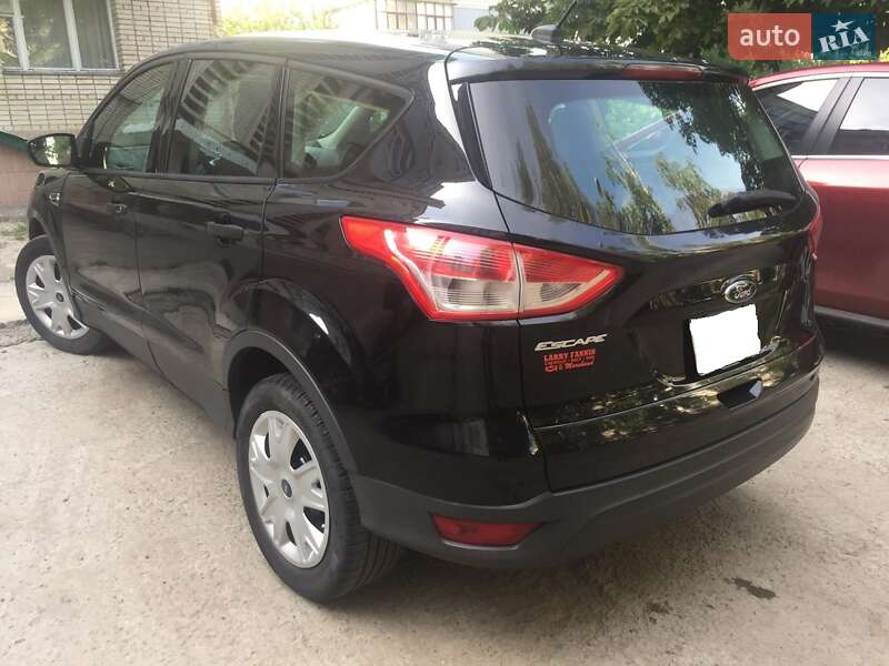 Внедорожник / Кроссовер Ford Escape 2012 в Сумах