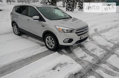 Внедорожник / Кроссовер Ford Escape 2017 в Ровно