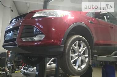 Внедорожник / Кроссовер Ford Escape 2013 в 