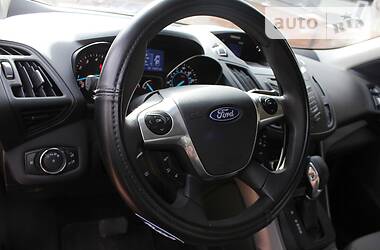 Внедорожник / Кроссовер Ford Escape 2014 в Виннице