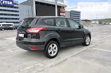 Позашляховик / Кросовер Ford Escape 2014 в 