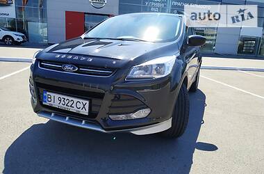 Позашляховик / Кросовер Ford Escape 2013 в 
