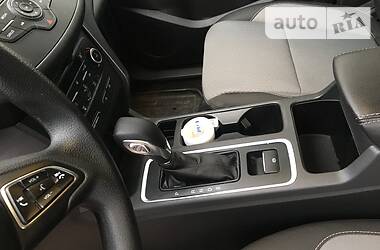 Позашляховик / Кросовер Ford Escape 2017 в 