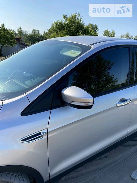 Позашляховик / Кросовер Ford Escape 2014 в Харкові