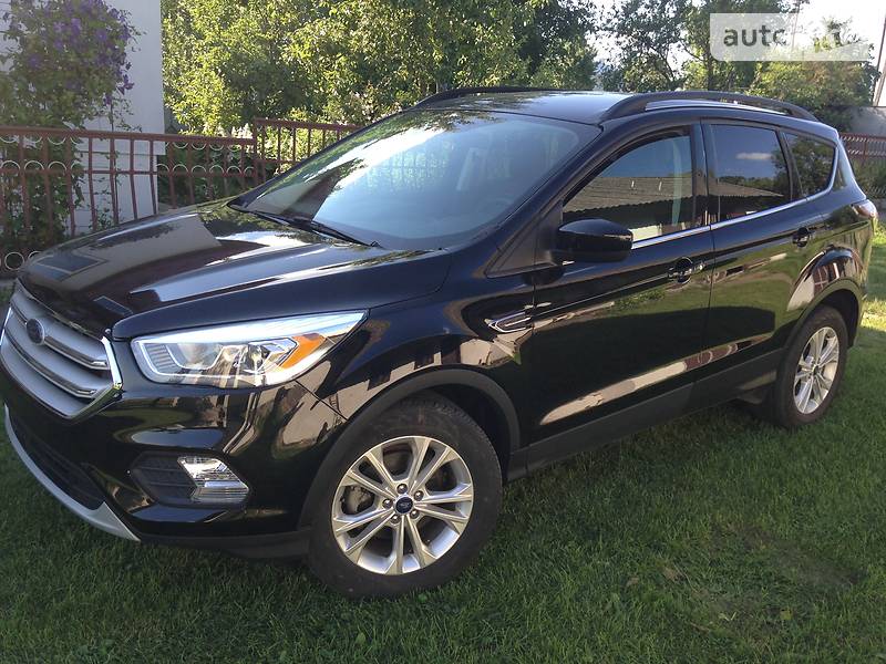 Позашляховик / Кросовер Ford Escape 2017 в Тернополі
