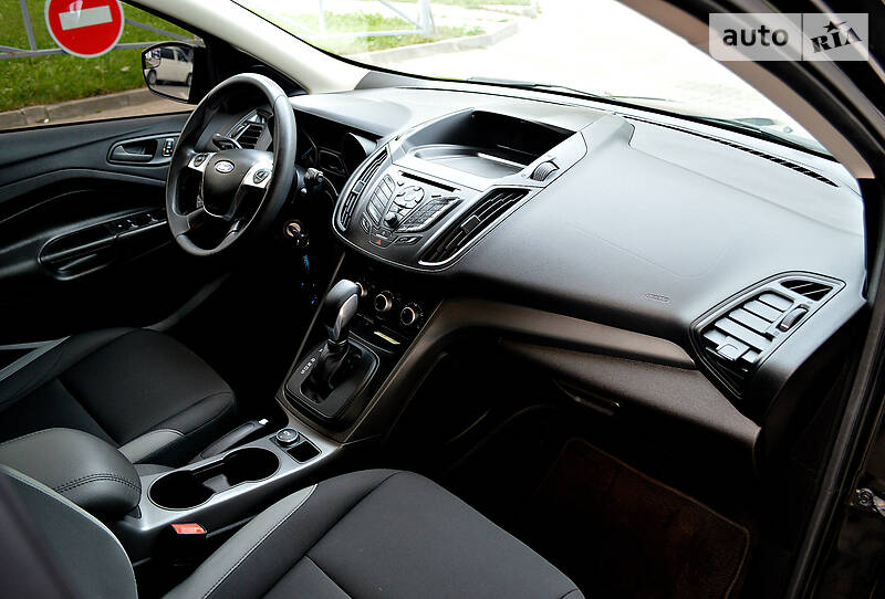 Позашляховик / Кросовер Ford Escape 2015 в Хмельницькому
