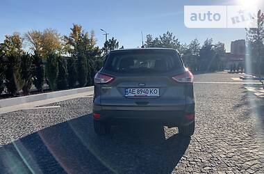 Внедорожник / Кроссовер Ford Escape 2014 в Днепре