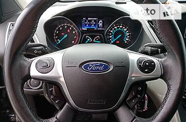 Универсал Ford Escape 2013 в Ровно