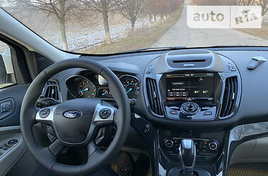 Внедорожник / Кроссовер Ford Escape 2013 в Ровно