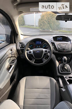 Внедорожник / Кроссовер Ford Escape 2013 в Ужгороде