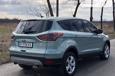 Внедорожник / Кроссовер Ford Escape 2013 в Ужгороде