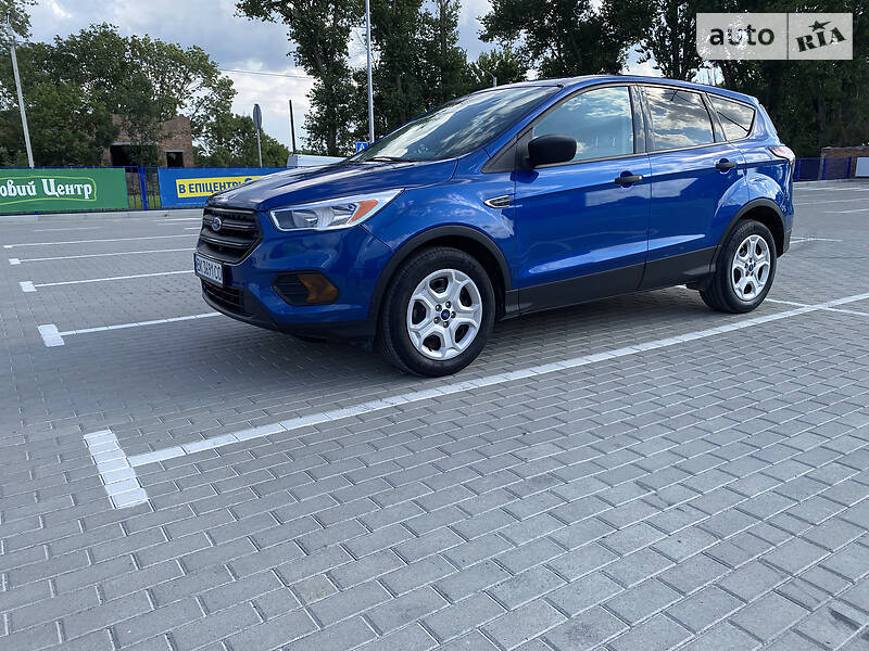 Внедорожник / Кроссовер Ford Escape 2016 в Тернополе