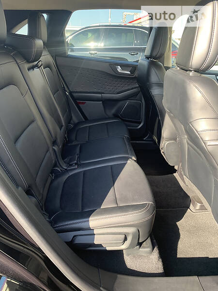 Внедорожник / Кроссовер Ford Escape 2019 в Одессе