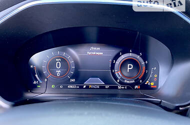 Внедорожник / Кроссовер Ford Escape 2020 в 