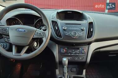 Внедорожник / Кроссовер Ford Escape 2017 в Киеве
