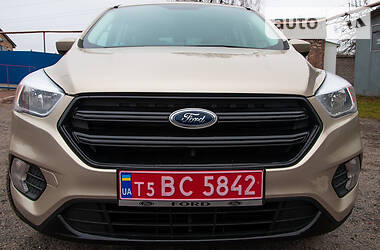 Позашляховик / Кросовер Ford Escape 2017 в Бердичеві