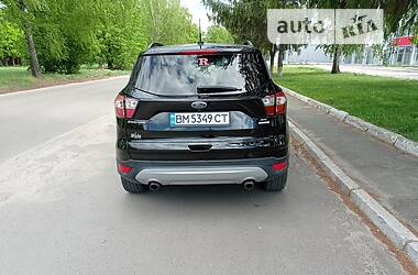 Внедорожник / Кроссовер Ford Escape 2018 в Сумах