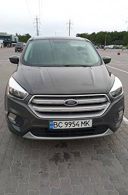Внедорожник / Кроссовер Ford Escape 2017 в Львове