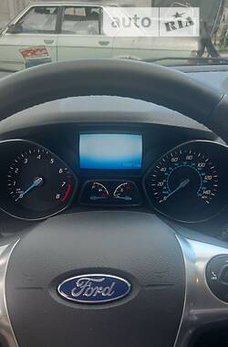 Позашляховик / Кросовер Ford Escape 2016 в Полтаві