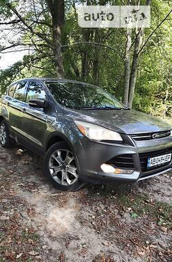 Внедорожник / Кроссовер Ford Escape 2012 в 