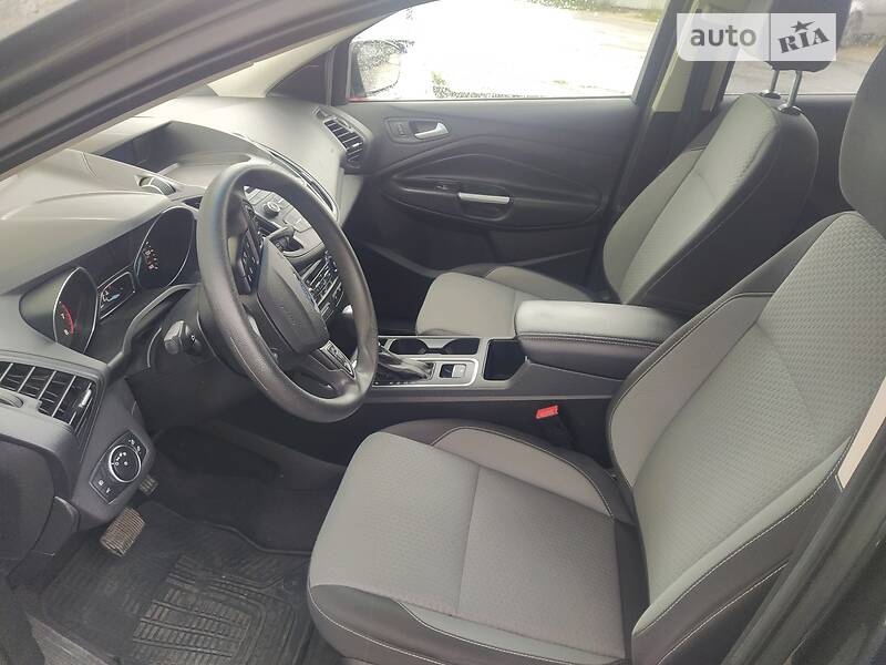Внедорожник / Кроссовер Ford Escape 2017 в Тернополе