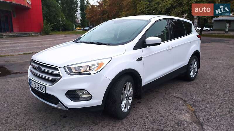 Внедорожник / Кроссовер Ford Escape 2019 в Краматорске