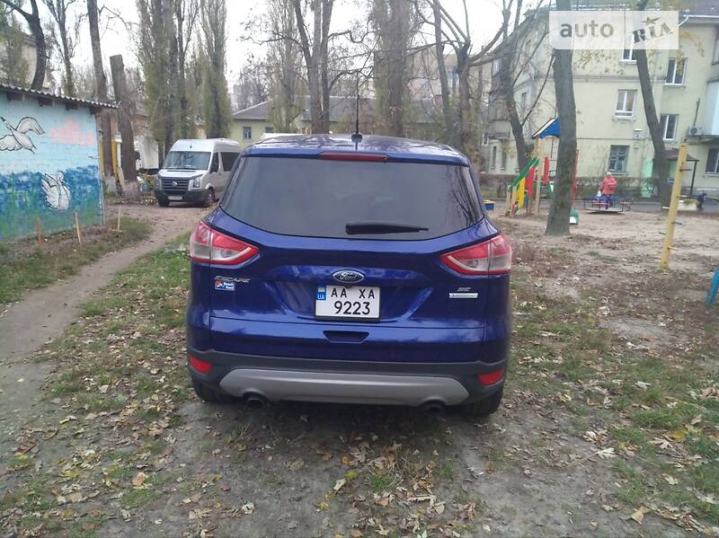 Внедорожник / Кроссовер Ford Escape 2014 в Киеве