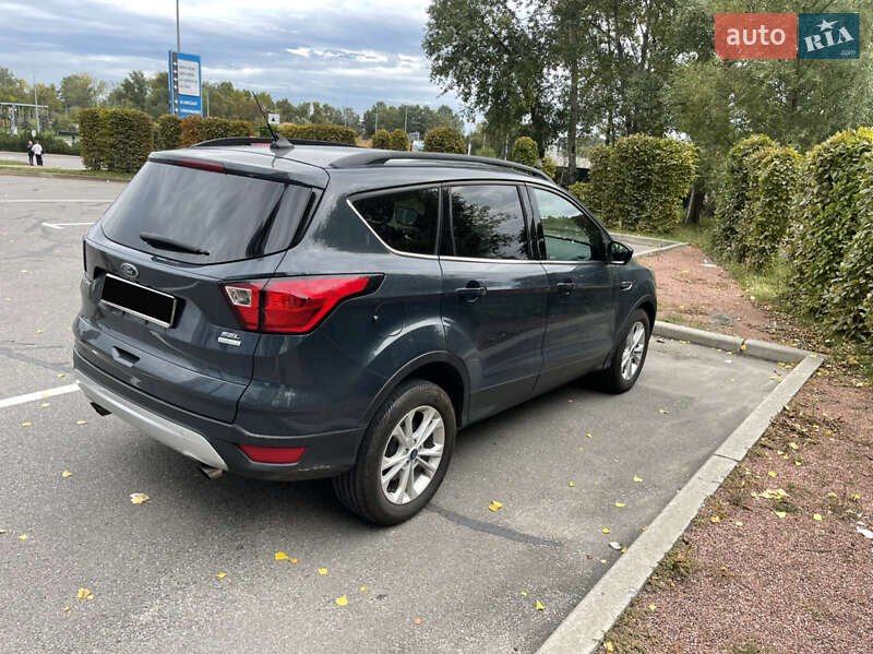 Внедорожник / Кроссовер Ford Escape 2019 в Киеве фото 6 Внедорожник / Кроссовер Ford Escape 2019 в Киеве