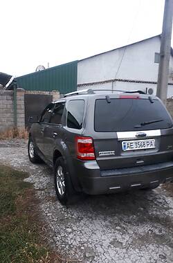 Внедорожник / Кроссовер Ford Escape 2012 в 