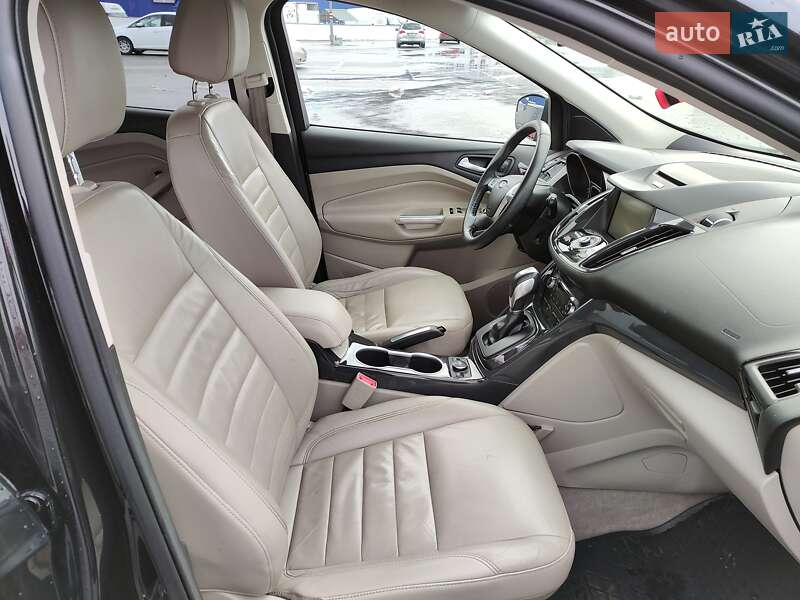 Внедорожник / Кроссовер Ford Escape 2015 в Львове