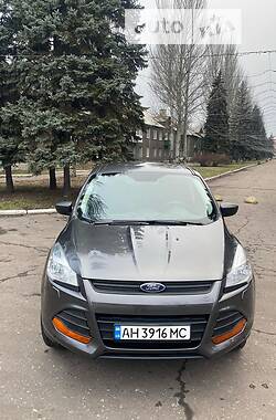Позашляховик / Кросовер Ford Escape 2015 в Добропіллі