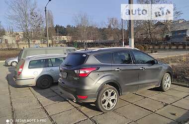 Позашляховик / Кросовер Ford Escape 2017 в Харкові