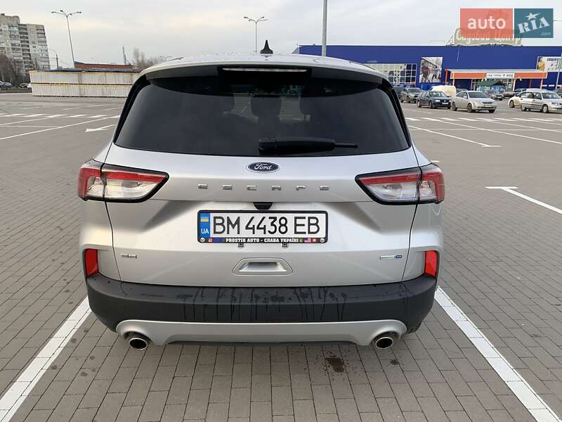 Внедорожник / Кроссовер Ford Escape 2020 в Сумах