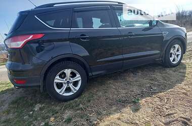 Внедорожник / Кроссовер Ford Escape 2014 в 