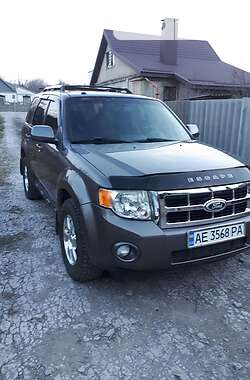 Внедорожник / Кроссовер Ford Escape 2012 в 