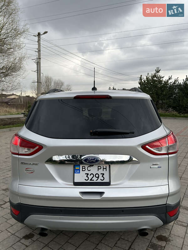 Позашляховик / Кросовер Ford Escape 2014 в Львові