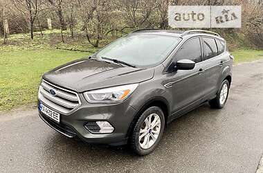 Позашляховик / Кросовер Ford Escape 2018 в Києві