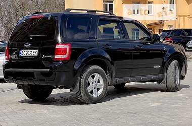 Внедорожник / Кроссовер Ford Escape 2008 в 