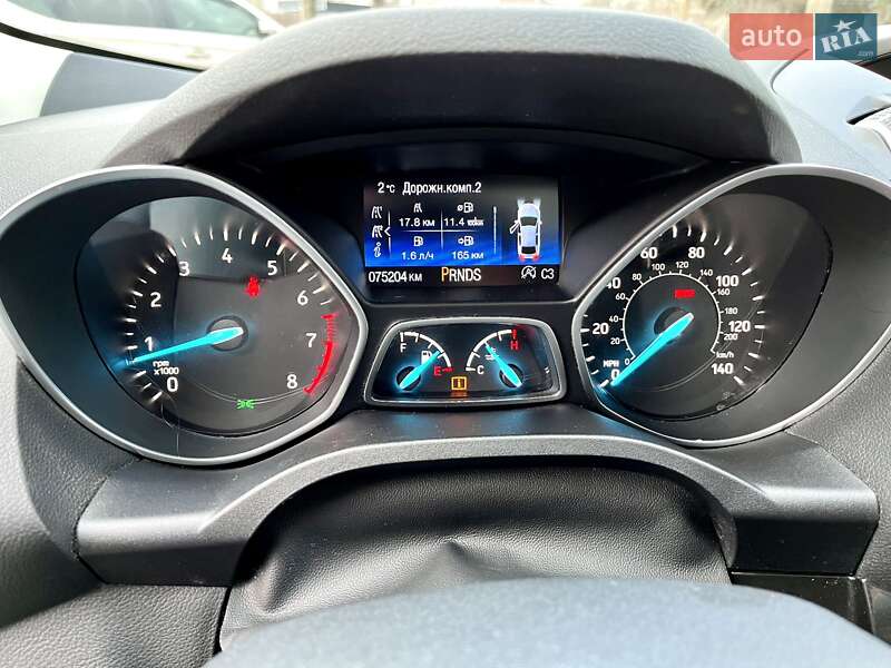 Внедорожник / Кроссовер Ford Escape 2017 в Запорожье