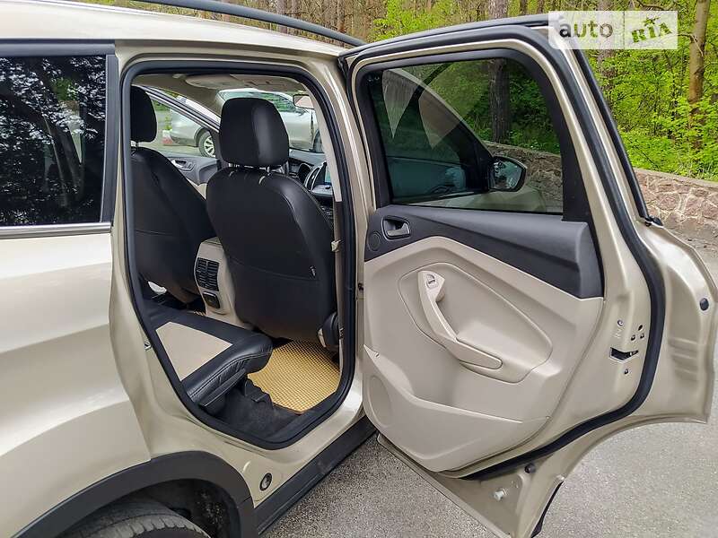 Внедорожник / Кроссовер Ford Escape 2016 в Киеве фото 8 Внедорожник / Кроссовер Ford Escape 2016 в Киеве