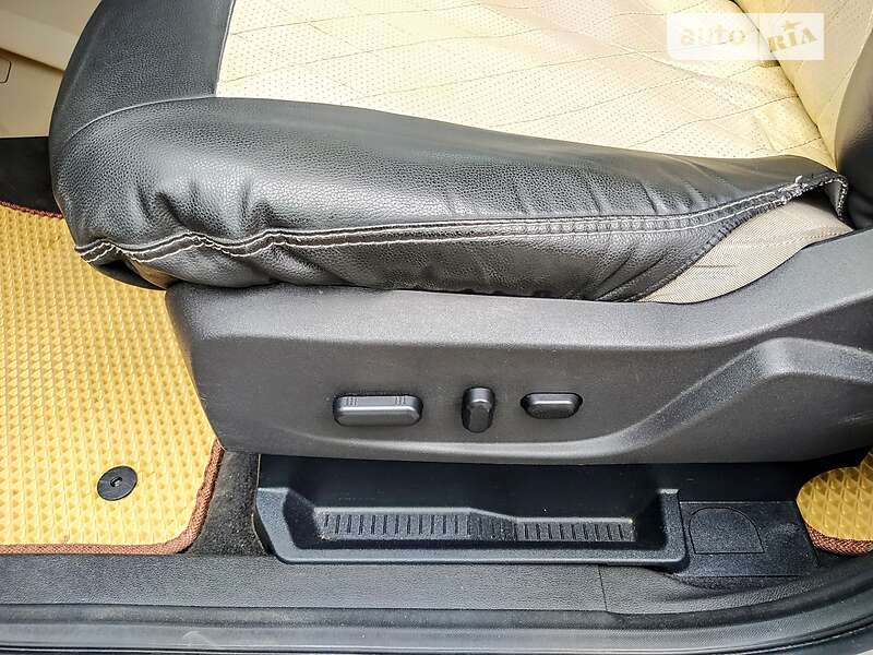 Внедорожник / Кроссовер Ford Escape 2016 в Киеве фото 11 Внедорожник / Кроссовер Ford Escape 2016 в Киеве