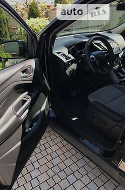 Внедорожник / Кроссовер Ford Escape 2014 в 