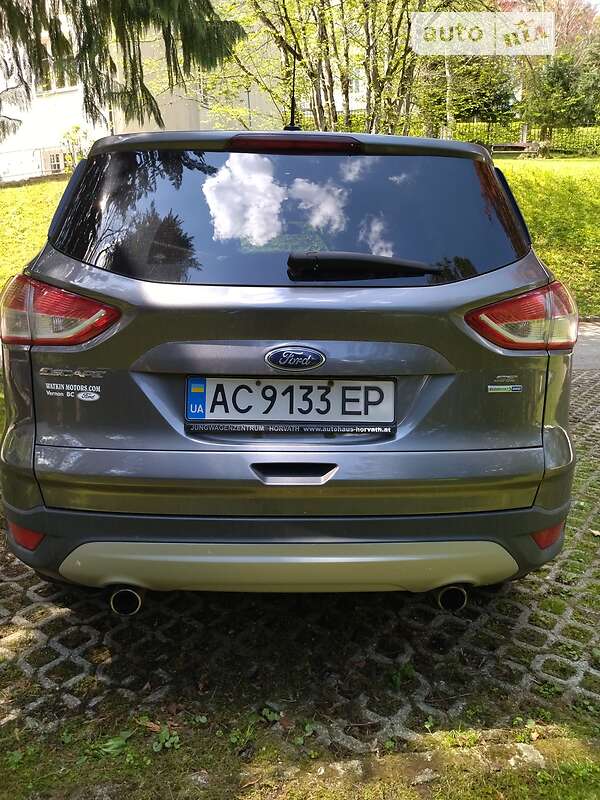 Внедорожник / Кроссовер Ford Escape 2012 в Луцке
