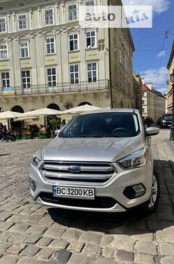 Внедорожник / Кроссовер Ford Escape 2019 в Львове