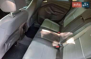 Внедорожник / Кроссовер Ford Escape 2015 в Черкассах