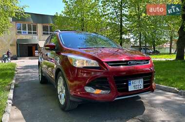 Внедорожник / Кроссовер Ford Escape 2015 в Нововолынске