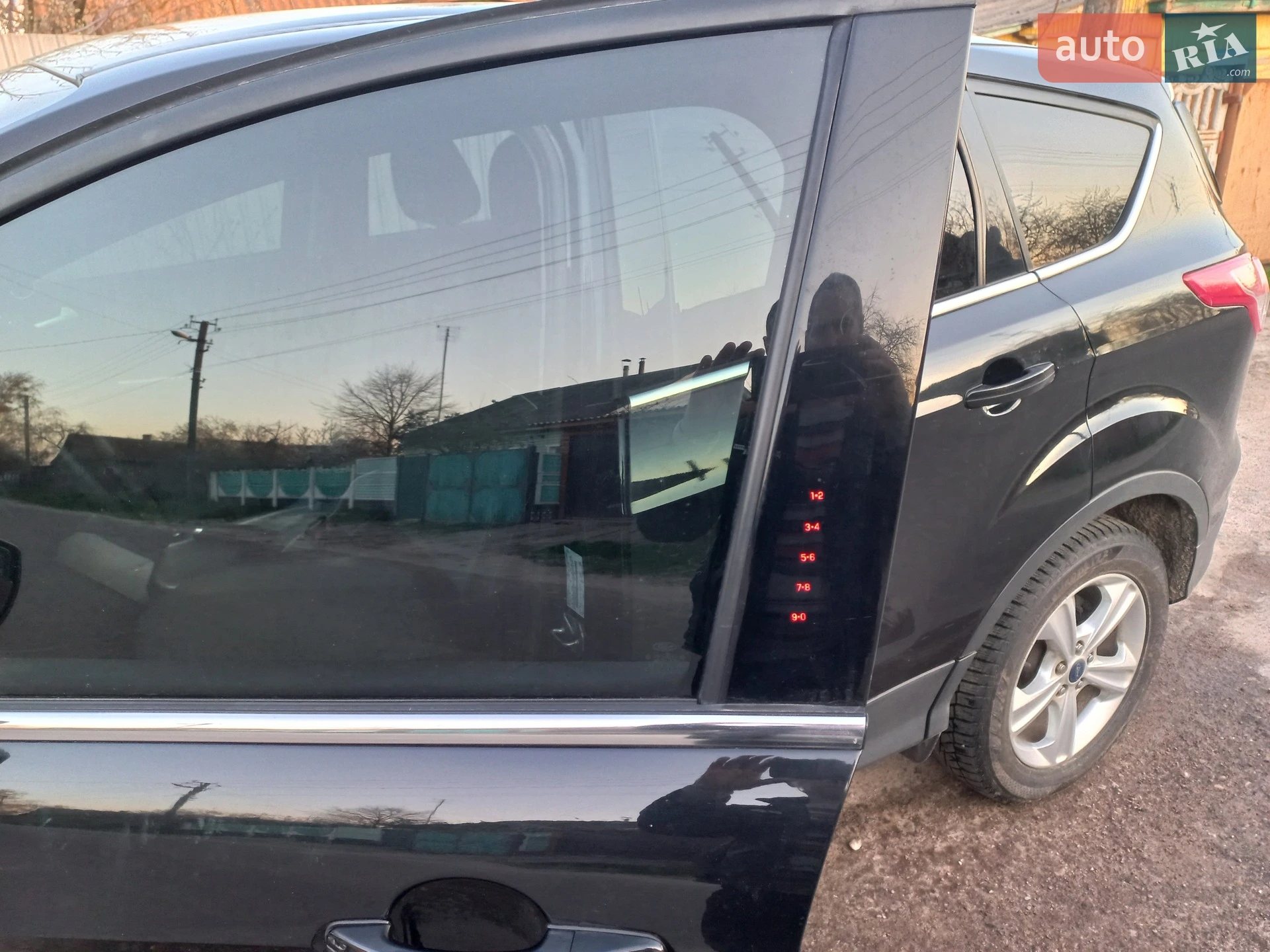 2015 Ford Escape - мініатюра 3